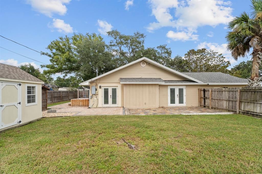 На продажу: $564,900 (4 спален, 2 ванн, 2426 Квадратных фут)