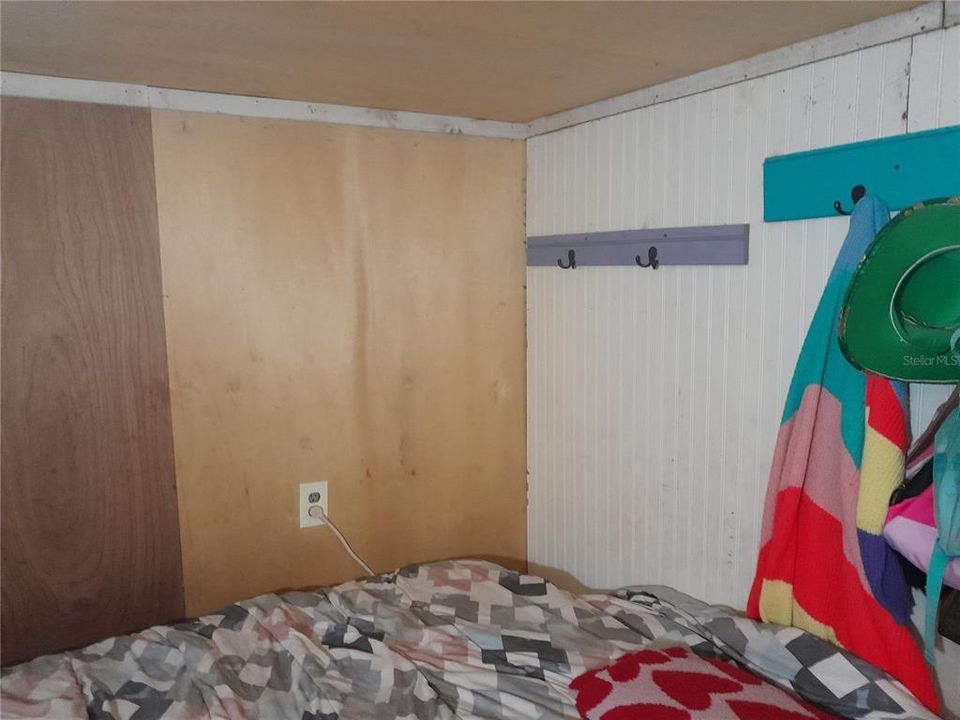 For Sale: $425,000 (3 beds, 3 baths, 840 Square Feet)