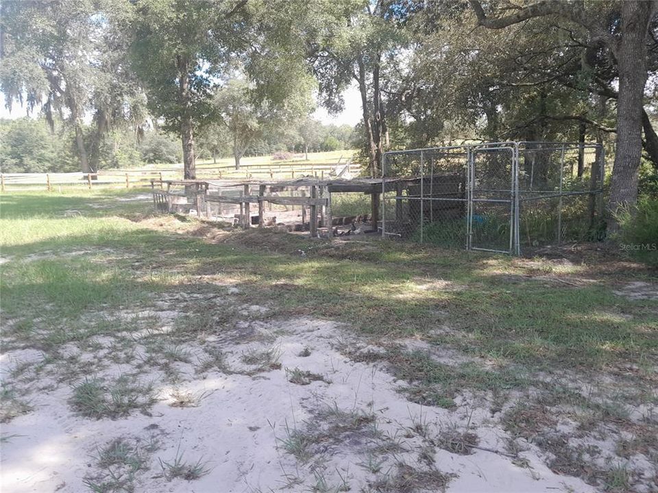 For Sale: $425,000 (3 beds, 3 baths, 840 Square Feet)