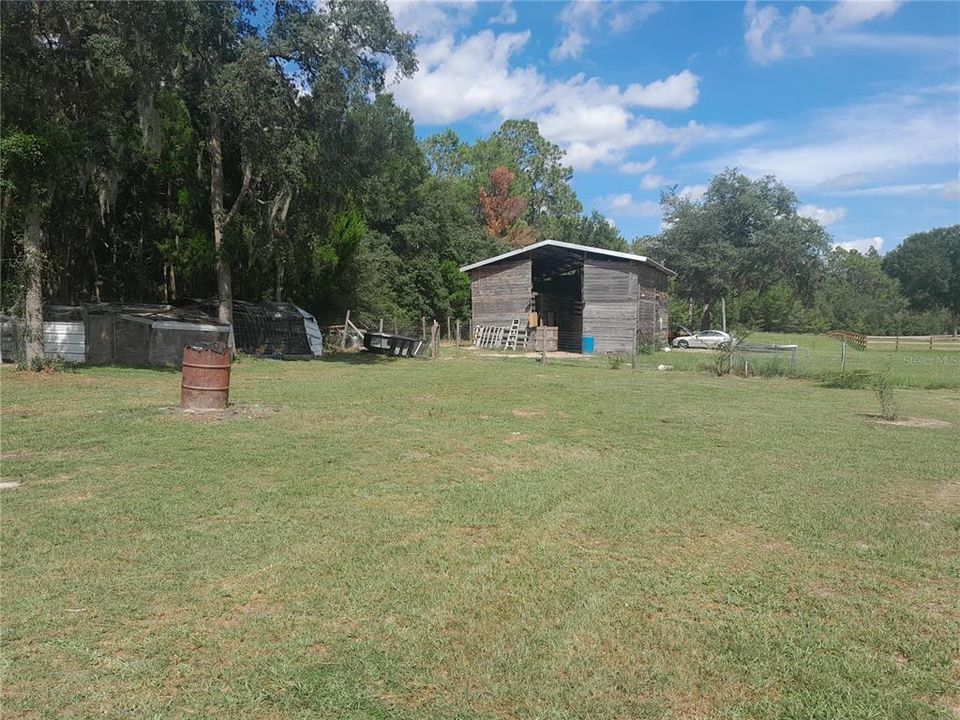 For Sale: $425,000 (3 beds, 3 baths, 840 Square Feet)