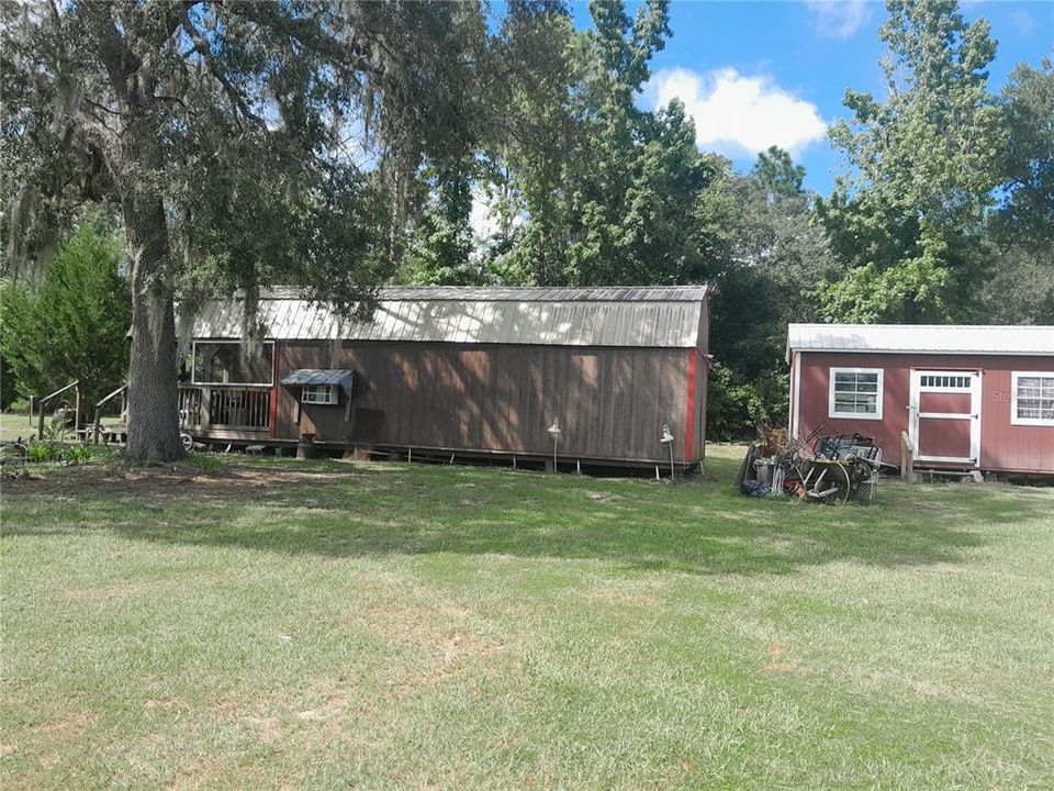 For Sale: $425,000 (3 beds, 3 baths, 840 Square Feet)