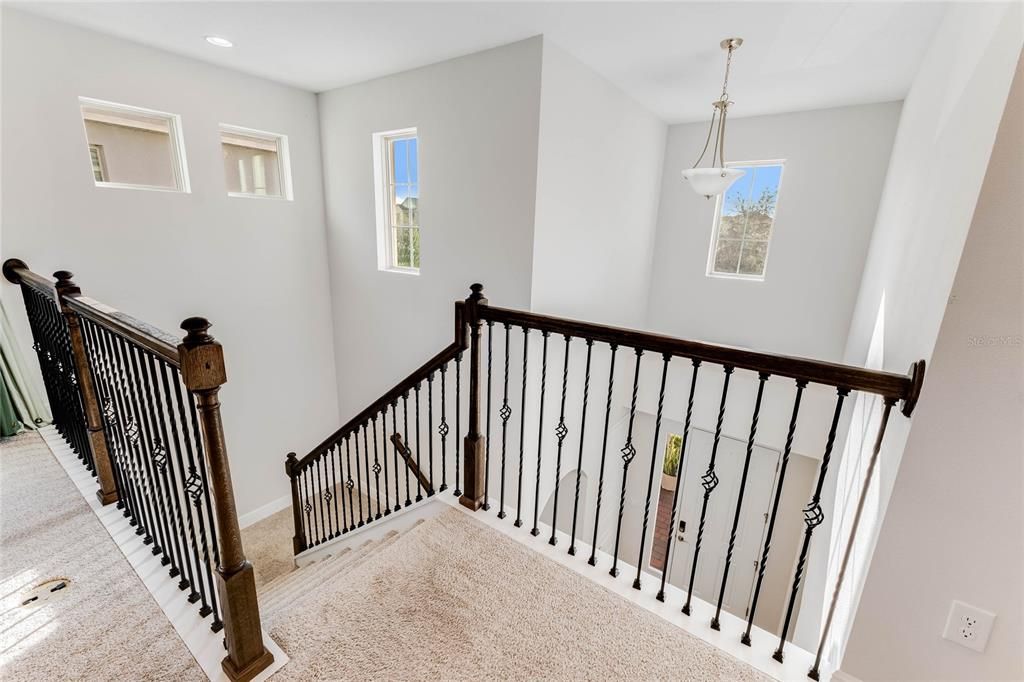 出租: $5,500 (5 贝兹, 3 浴室, 3910 平方英尺)