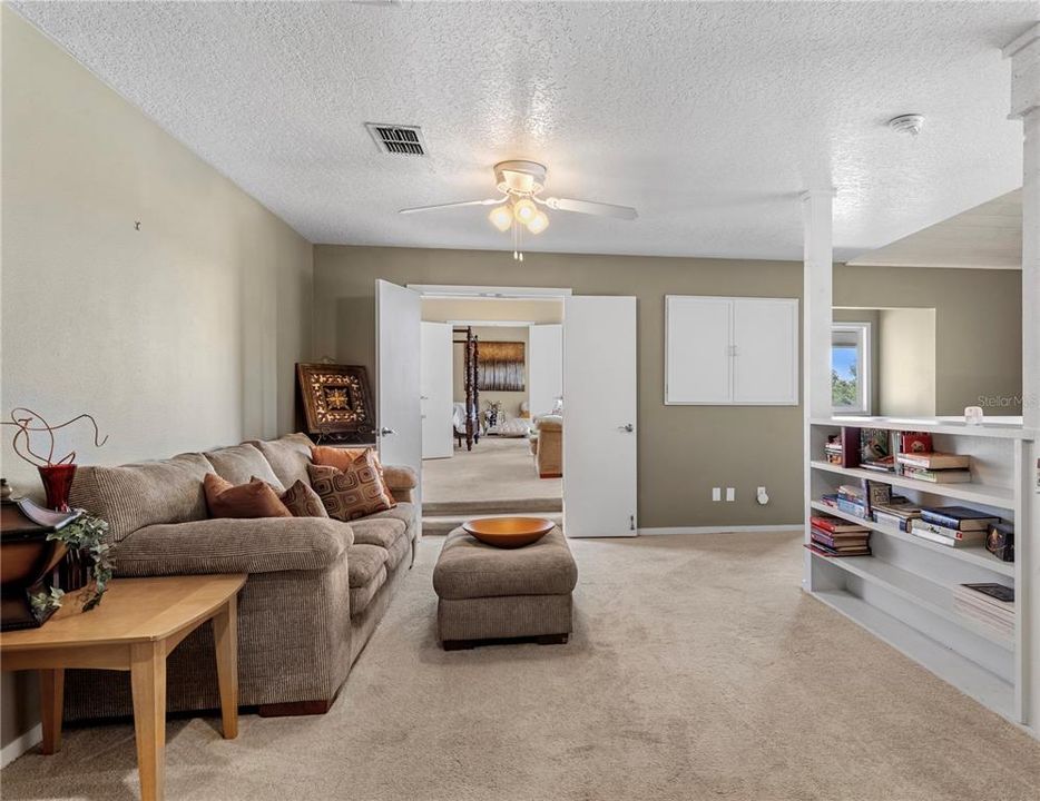 На продажу: $999,000 (5 спален, 3 ванн, 3453 Квадратных фут)