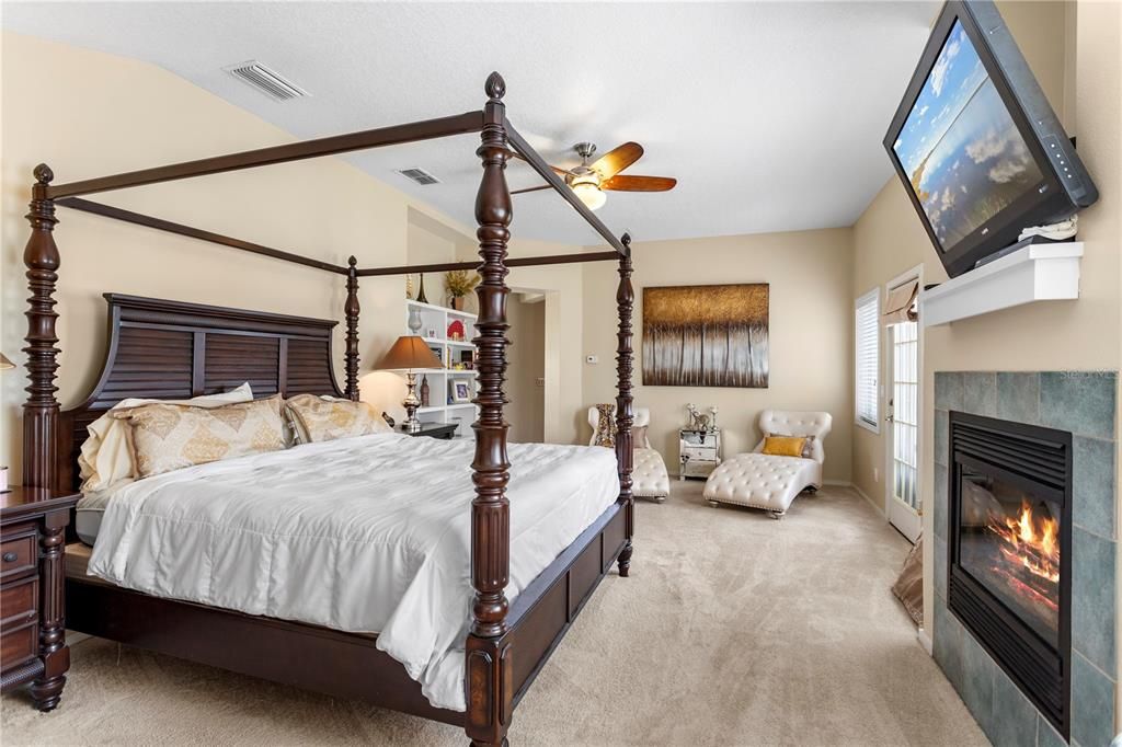 На продажу: $999,000 (5 спален, 3 ванн, 3453 Квадратных фут)