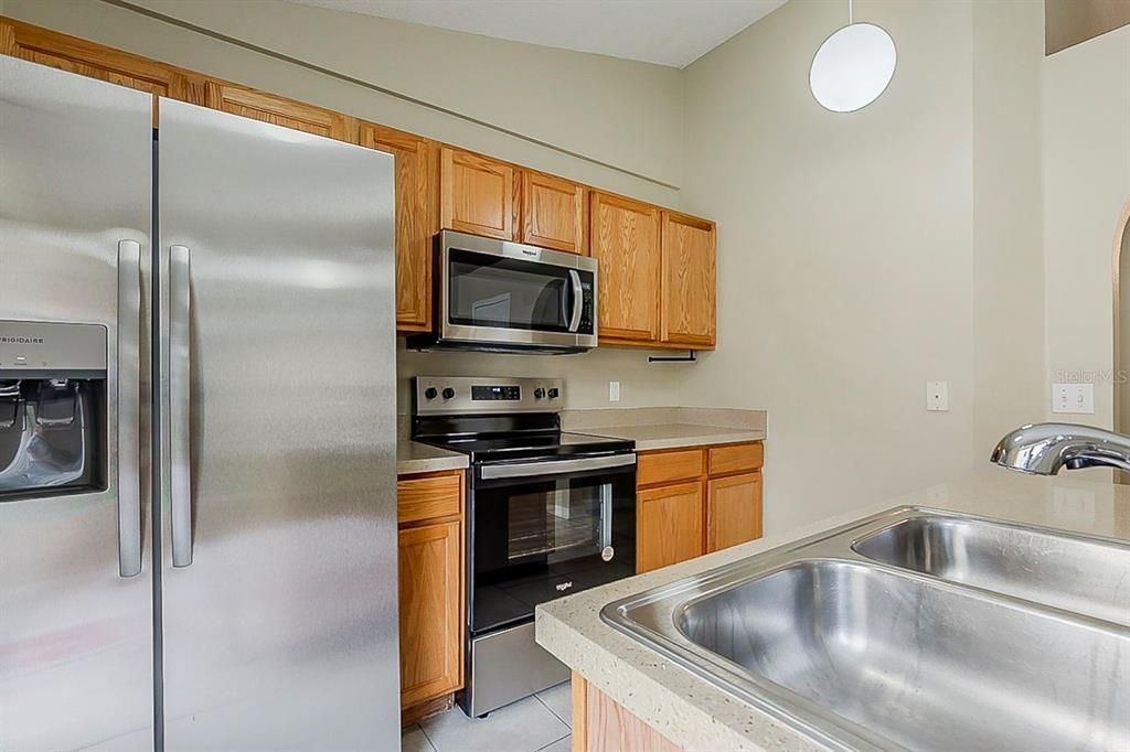 En Venta: $309,900 (3 camas, 2 baños, 1176 Pies cuadrados)