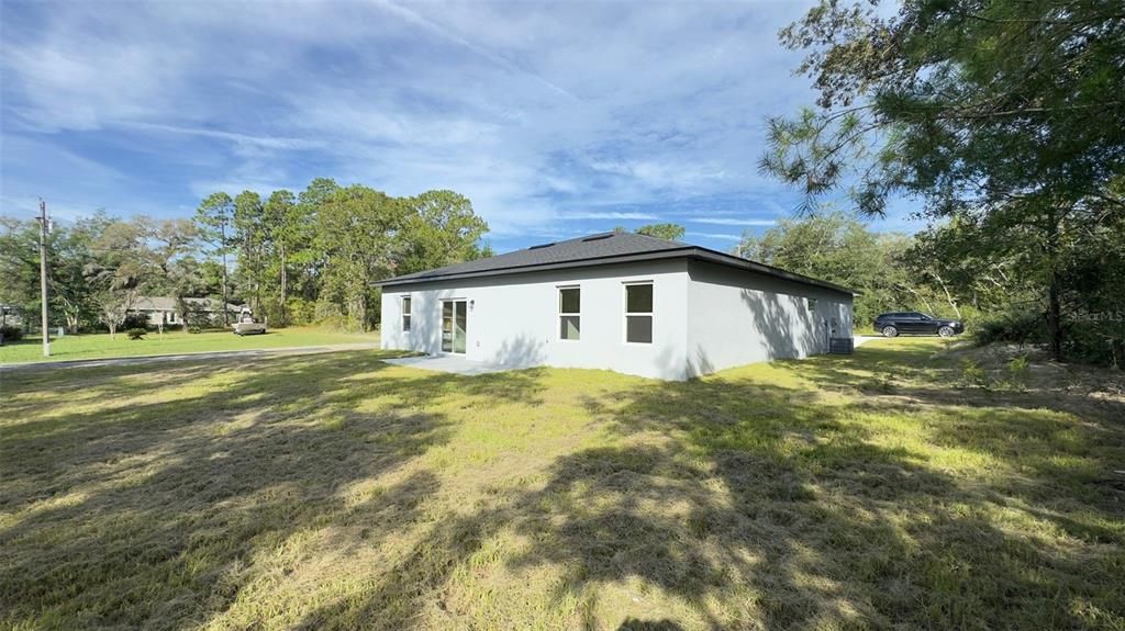 En Venta: $315,000 (4 camas, 2 baños, 1833 Pies cuadrados)