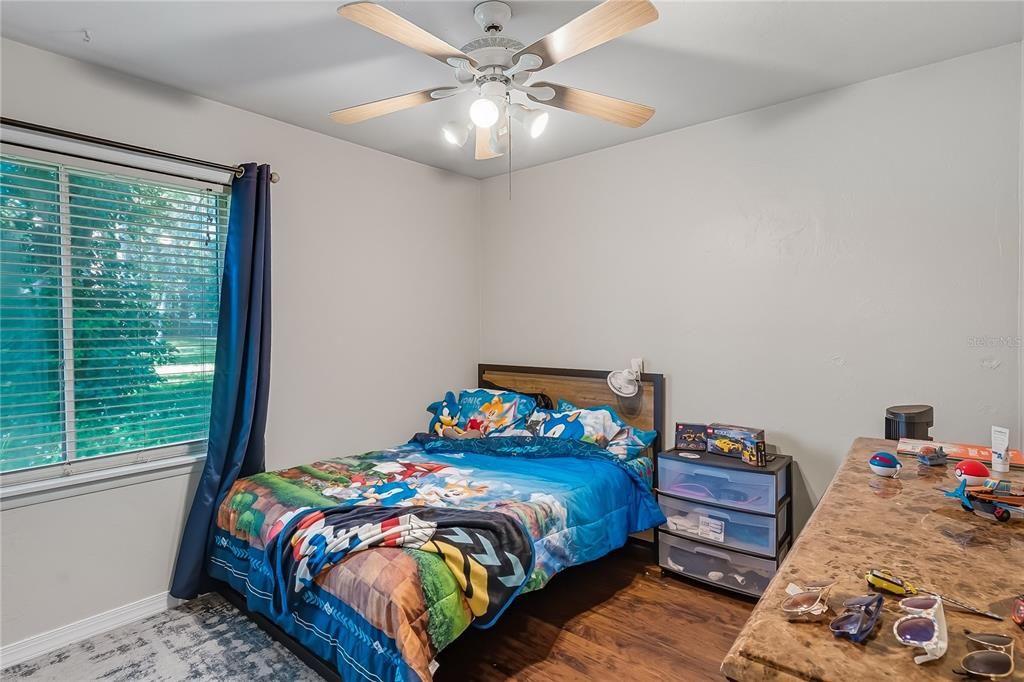 For Sale: $270,000 (3 beds, 2 baths, 1092 Square Feet)