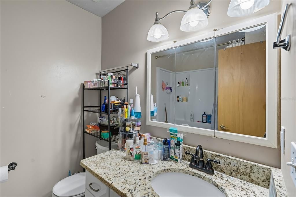 For Sale: $270,000 (3 beds, 2 baths, 1092 Square Feet)