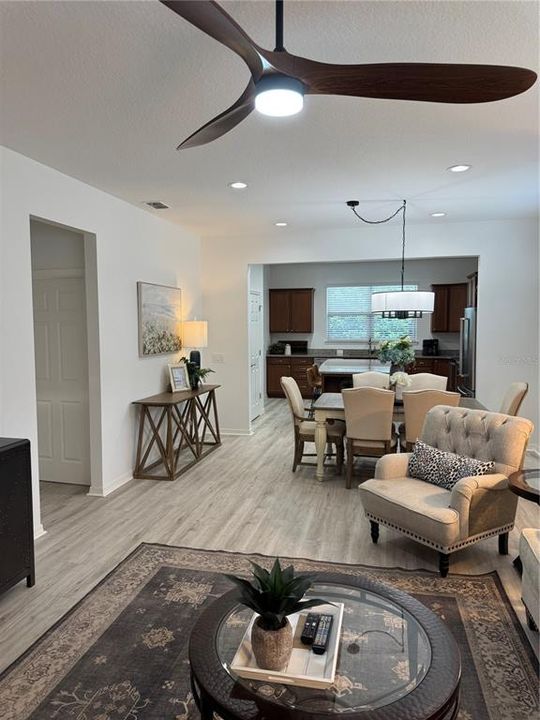 For Rent: $2,500 (2 beds, 2 baths, 1443 Square Feet)