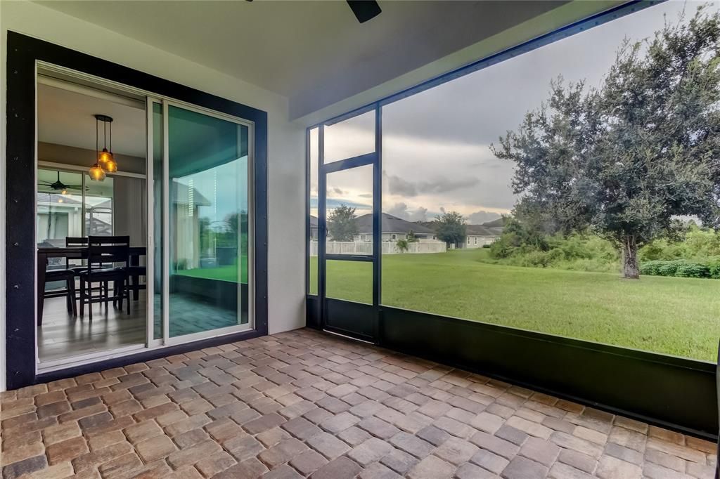 Active With Contract: $446,000 (4 beds, 3 baths, 3044 Square Feet)