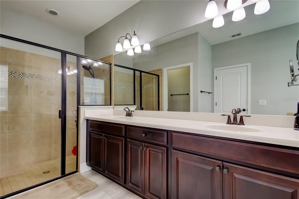 Active With Contract: $446,000 (4 beds, 3 baths, 3044 Square Feet)