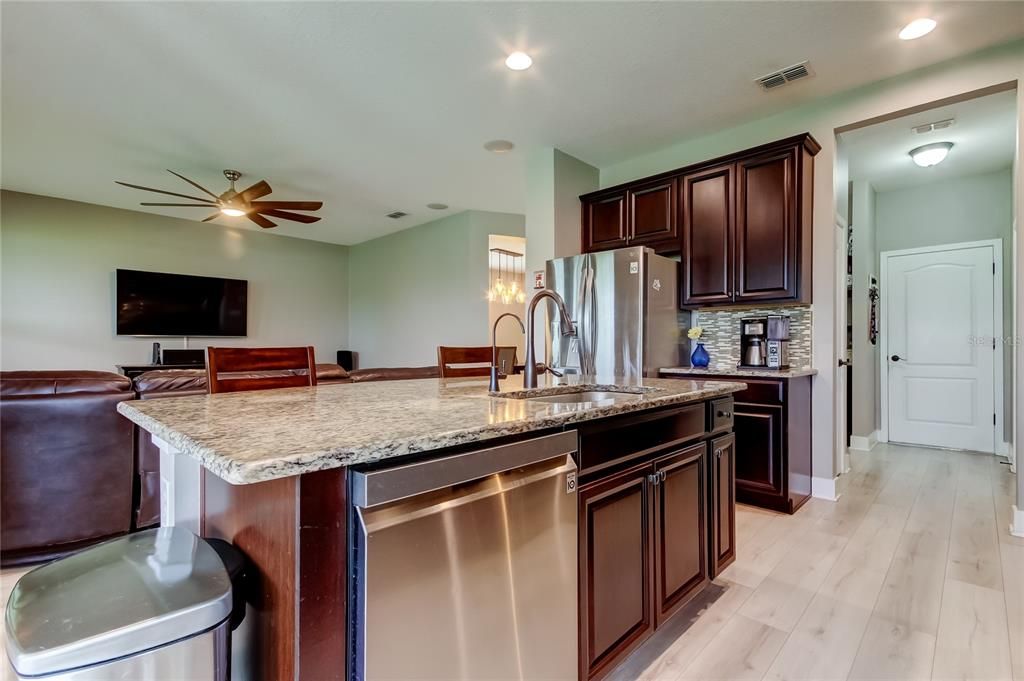 Active With Contract: $446,000 (4 beds, 3 baths, 3044 Square Feet)