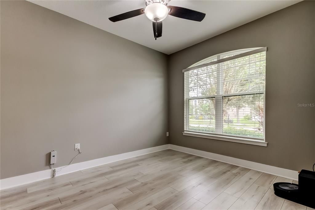 Active With Contract: $446,000 (4 beds, 3 baths, 3044 Square Feet)