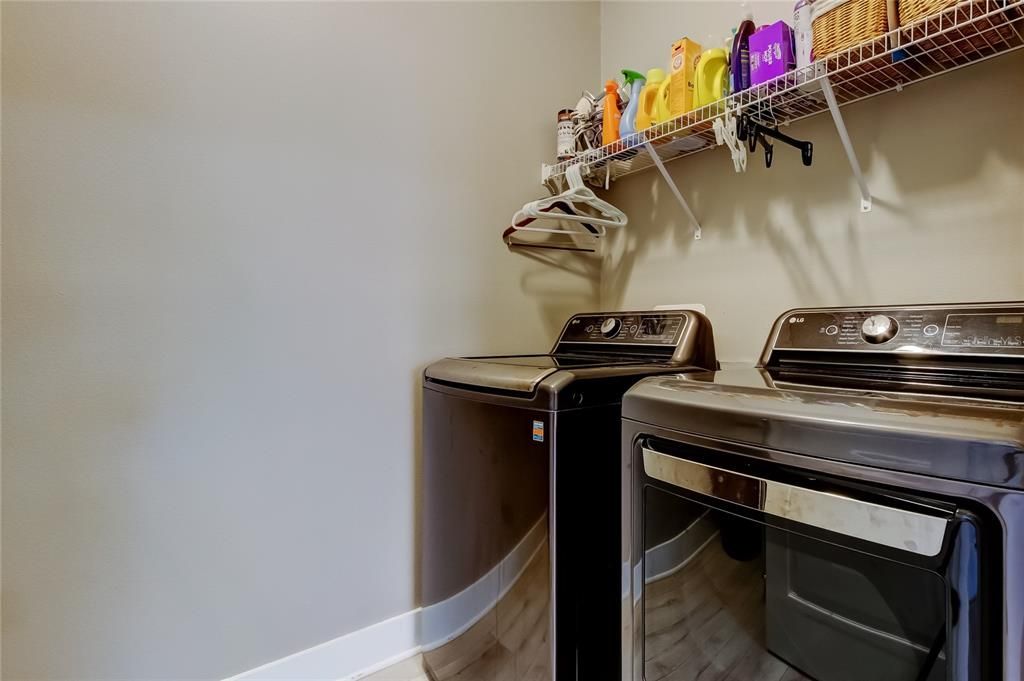 Active With Contract: $446,000 (4 beds, 3 baths, 3044 Square Feet)