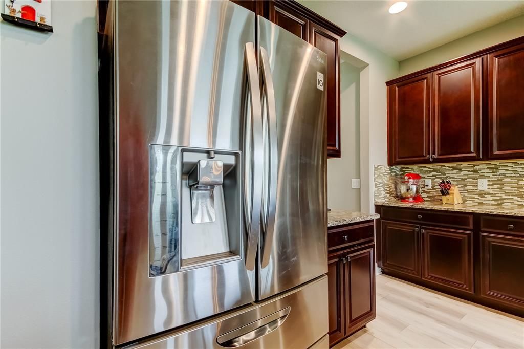 Active With Contract: $446,000 (4 beds, 3 baths, 3044 Square Feet)