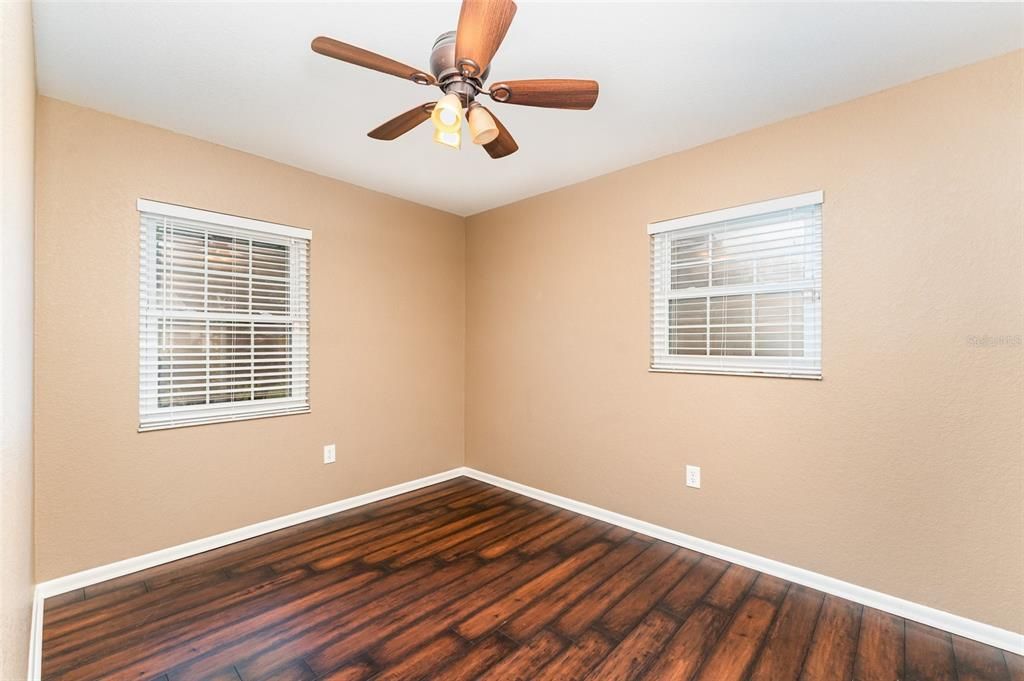 For Sale: $315,000 (3 beds, 2 baths, 1144 Square Feet)