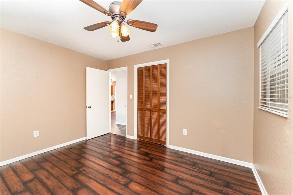 For Sale: $315,000 (3 beds, 2 baths, 1144 Square Feet)