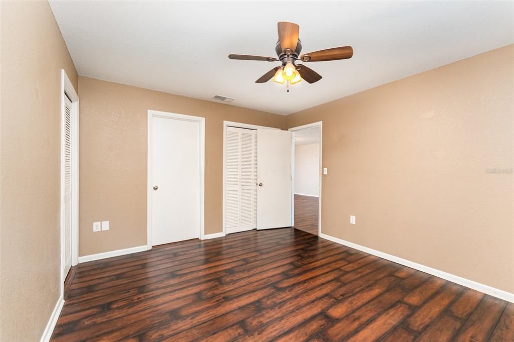 For Sale: $315,000 (3 beds, 2 baths, 1144 Square Feet)