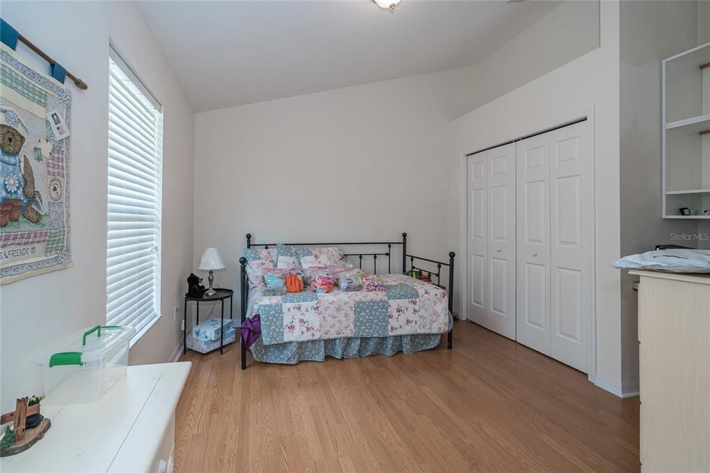 En Venta: $237,500 (2 camas, 1 baños, 1315 Pies cuadrados)