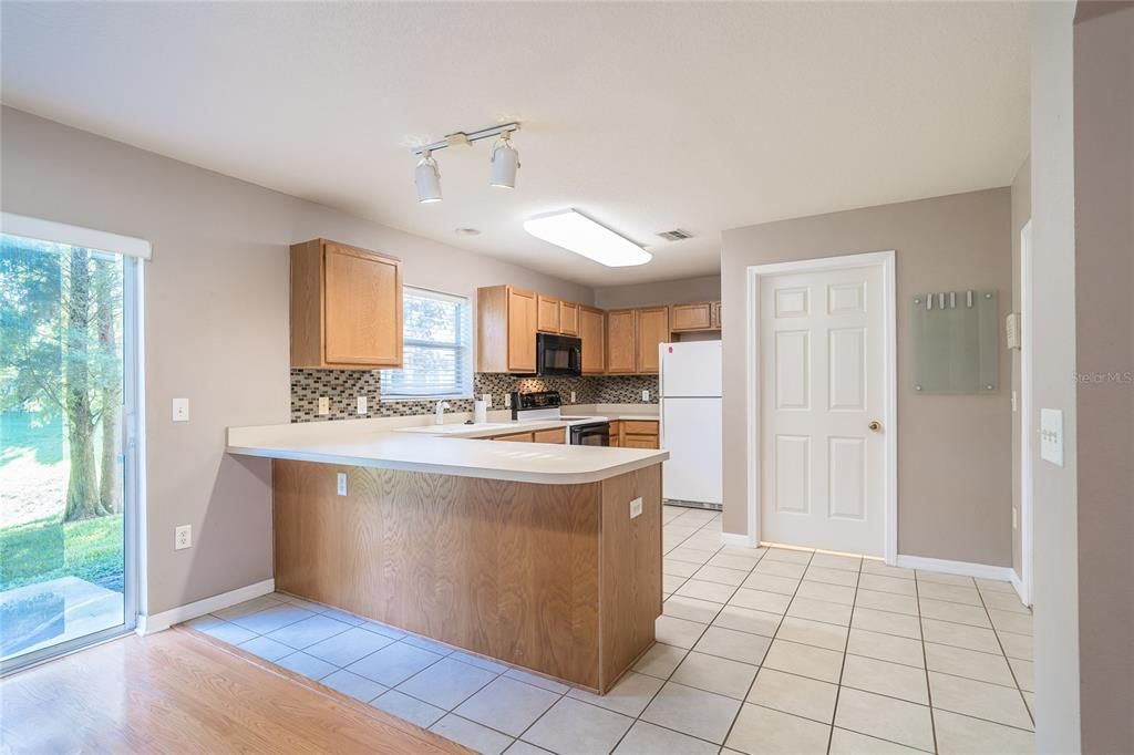 En Venta: $237,500 (2 camas, 1 baños, 1315 Pies cuadrados)