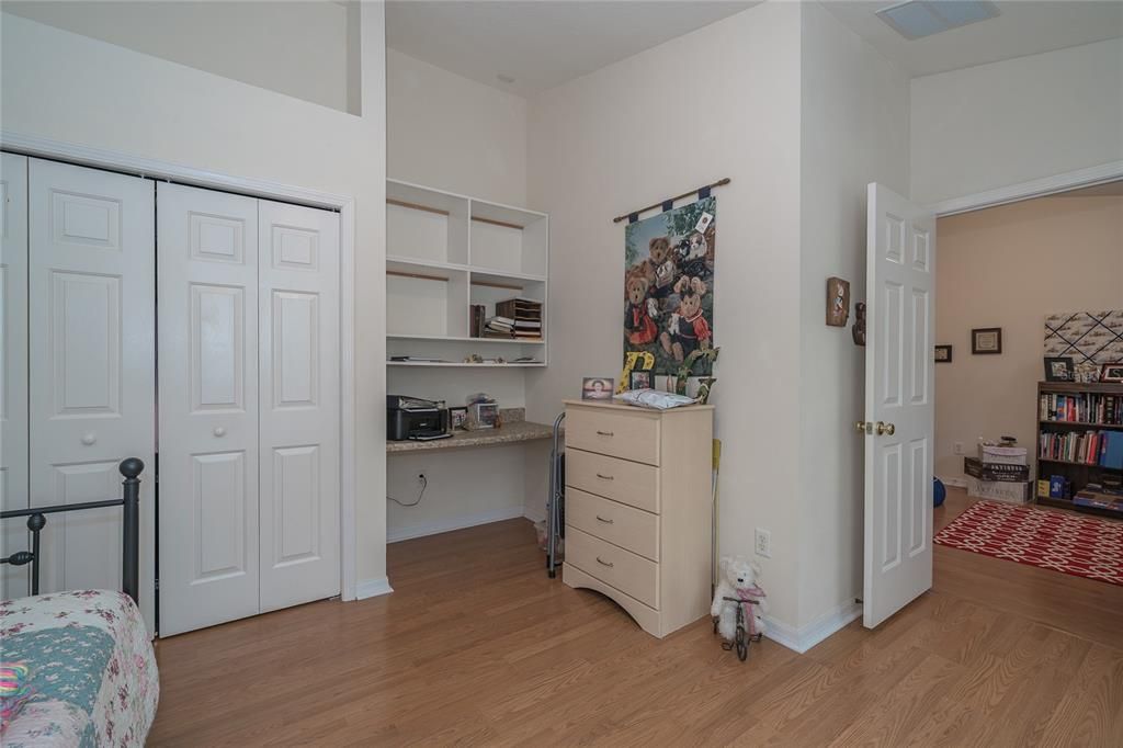 En Venta: $237,500 (2 camas, 1 baños, 1315 Pies cuadrados)