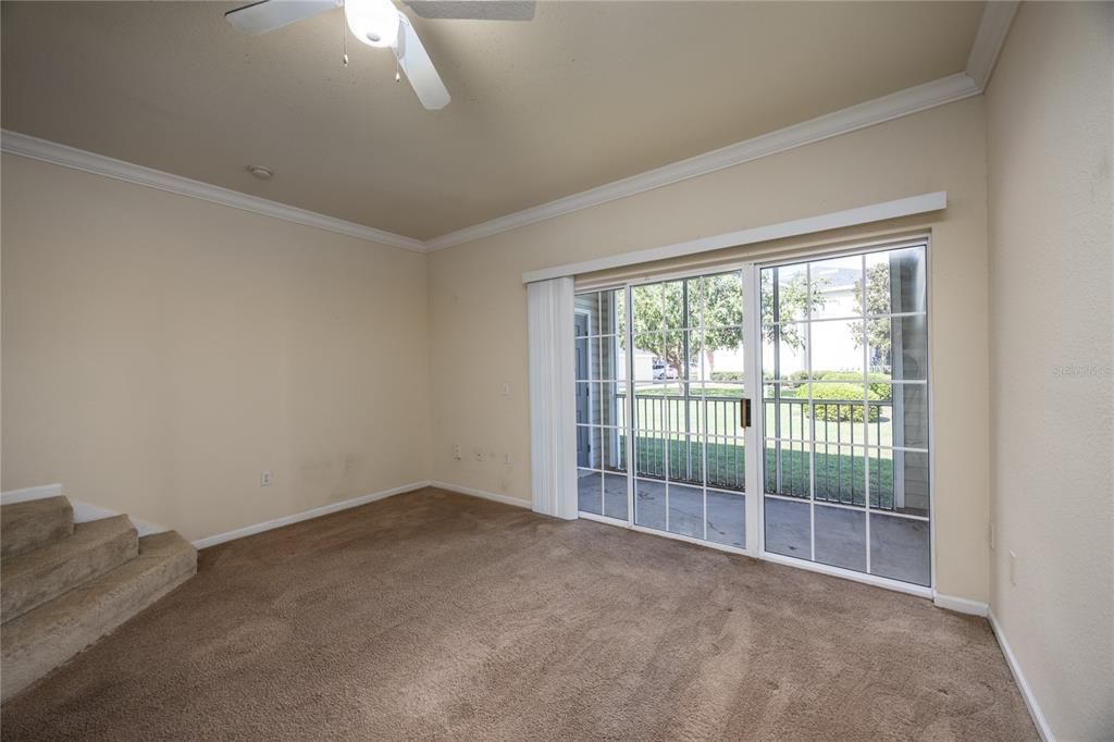 For Sale: $149,000 (1 beds, 1 baths, 1002 Square Feet)