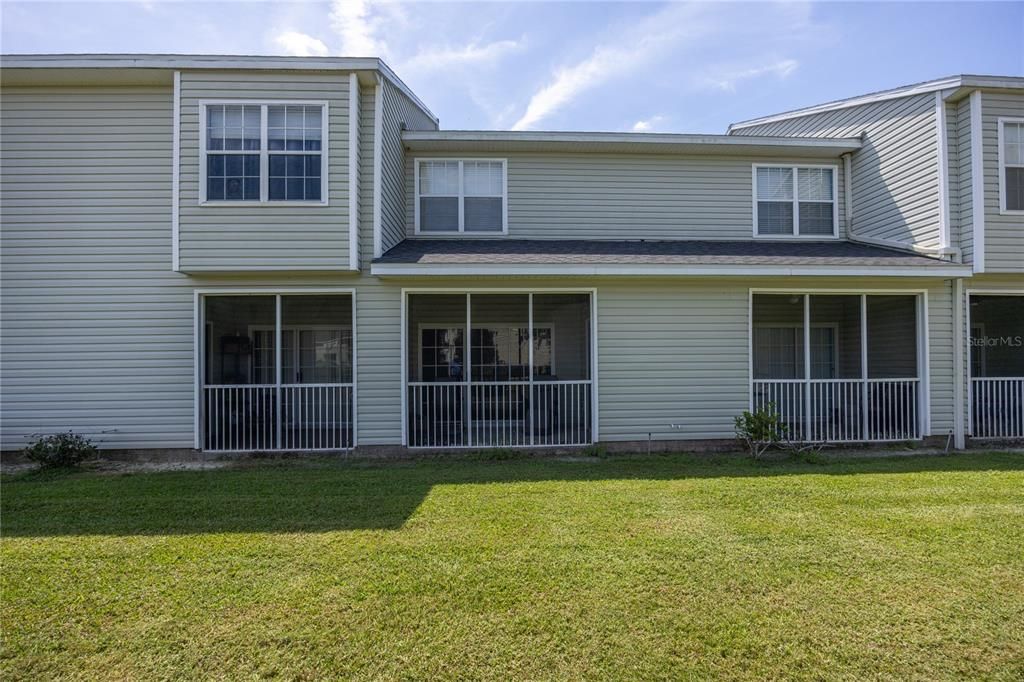 For Sale: $149,000 (1 beds, 1 baths, 1002 Square Feet)