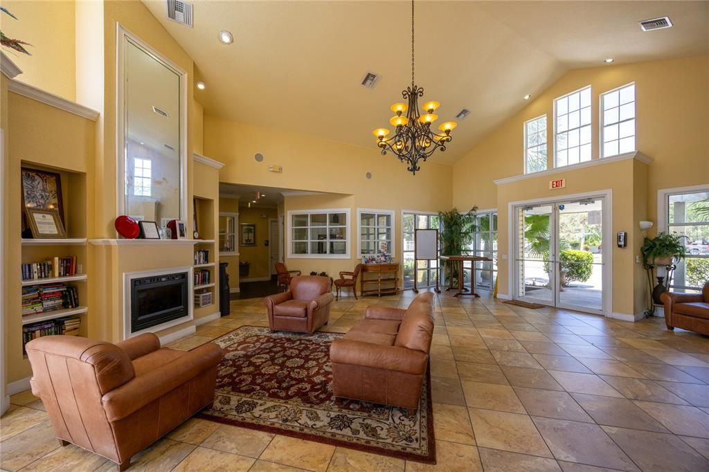 For Sale: $149,000 (1 beds, 1 baths, 1002 Square Feet)