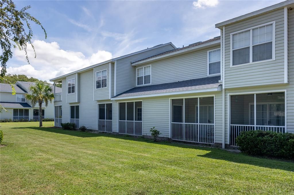 For Sale: $149,000 (1 beds, 1 baths, 1002 Square Feet)