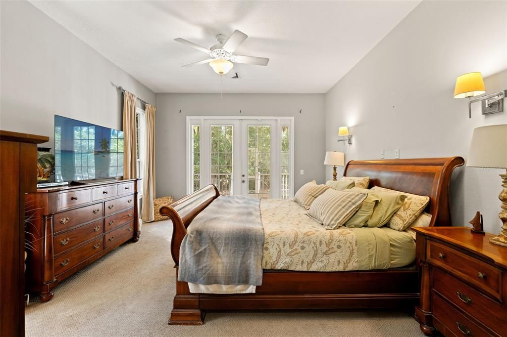 На продажу: $637,000 (3 спален, 2 ванн, 2425 Квадратных фут)