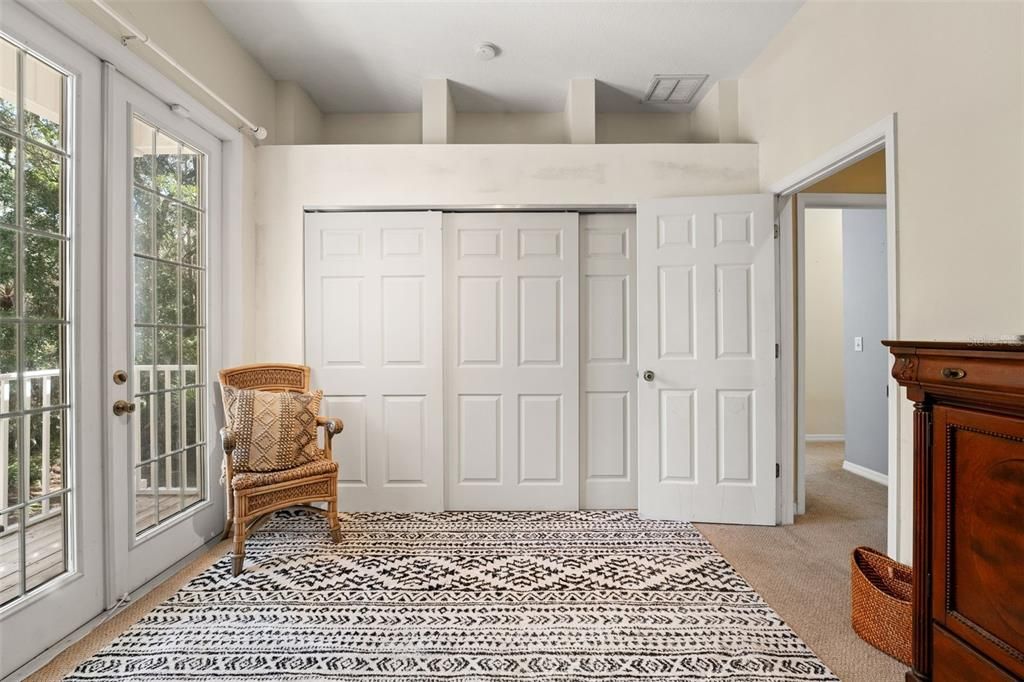 На продажу: $637,000 (3 спален, 2 ванн, 2425 Квадратных фут)