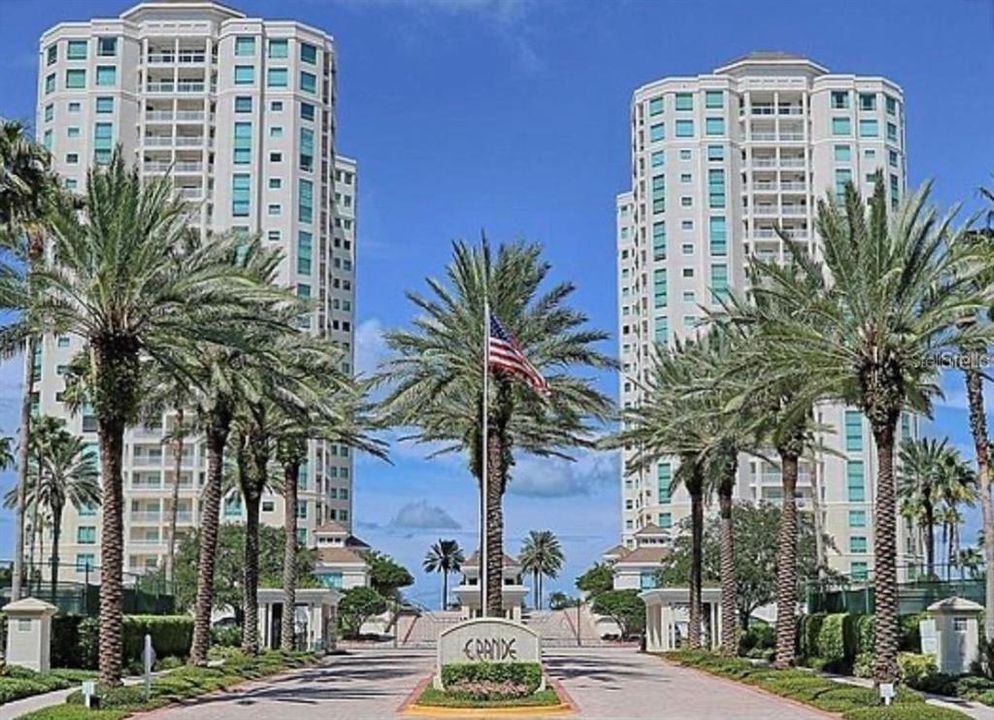 For Rent: $8,000 (3 beds, 2 baths, 1952 Square Feet)