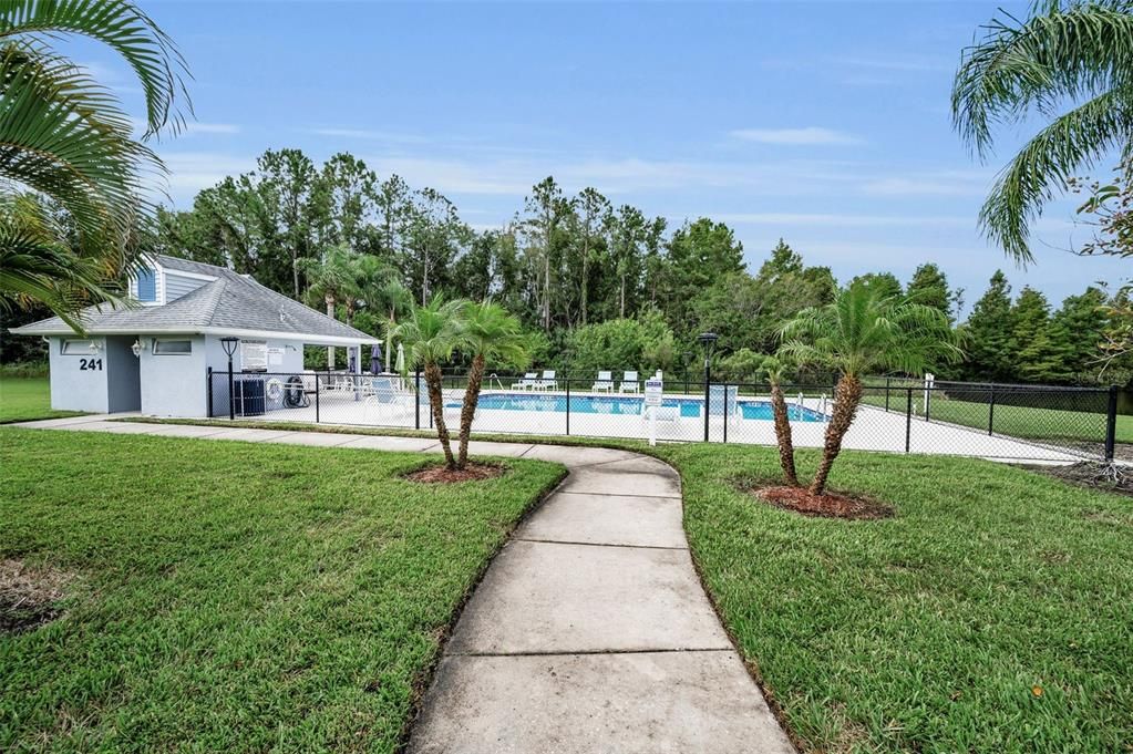 待售: $410,000 (3 贝兹, 2 浴室, 1452 平方英尺)