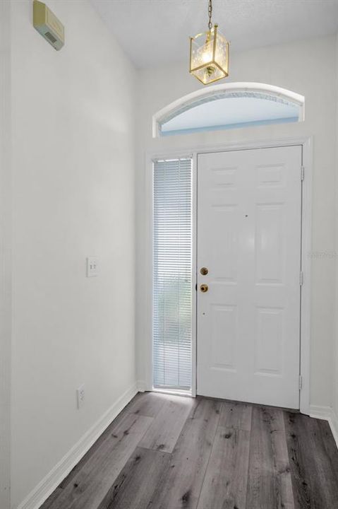 待售: $410,000 (3 贝兹, 2 浴室, 1452 平方英尺)