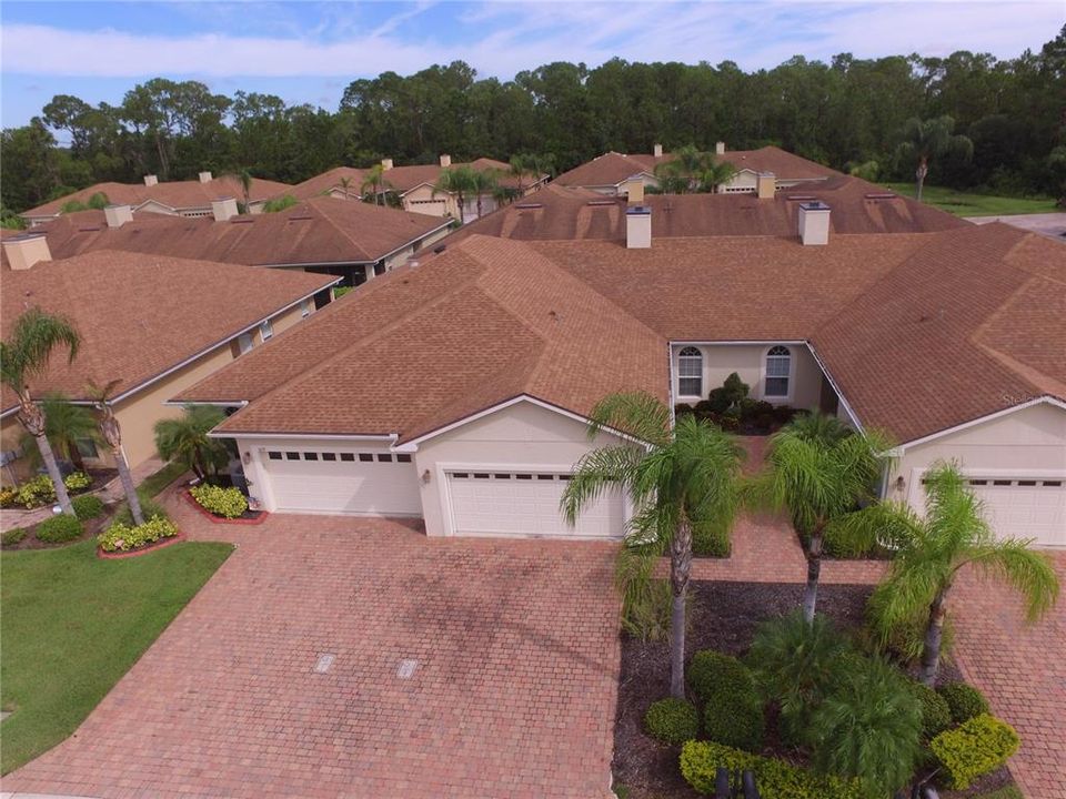 Activo con contrato: $189,000 (2 camas, 2 baños, 1151 Pies cuadrados)