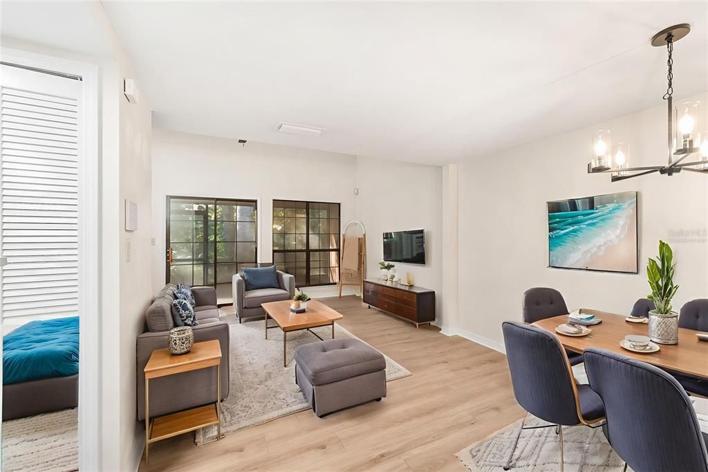 На продажу: $189,000 (2 спален, 2 ванн, 1106 Квадратных фут)