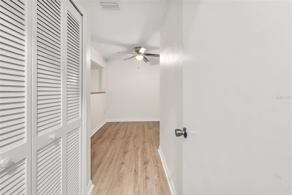 На продажу: $189,000 (2 спален, 2 ванн, 1106 Квадратных фут)