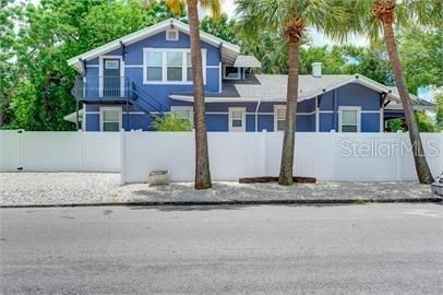 Active With Contract: $1,995 (2 beds, 1 baths, 2552 Square Feet)