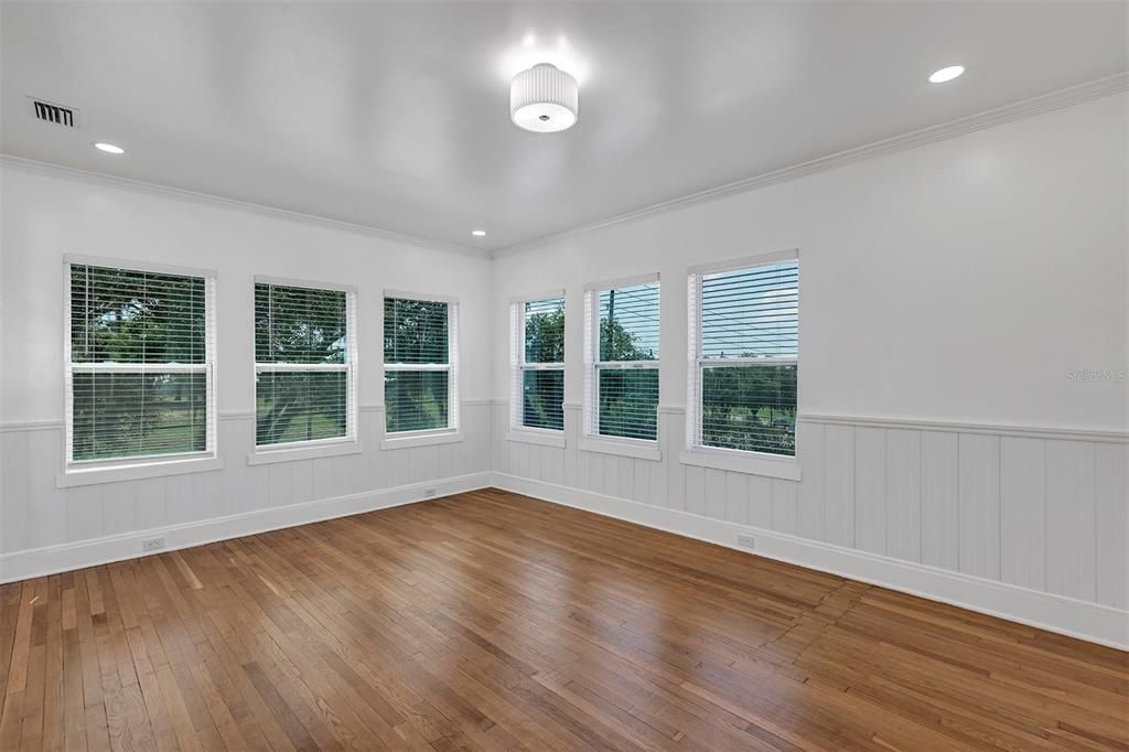 For Sale: $775,000 (4 beds, 4 baths, 3375 Square Feet)