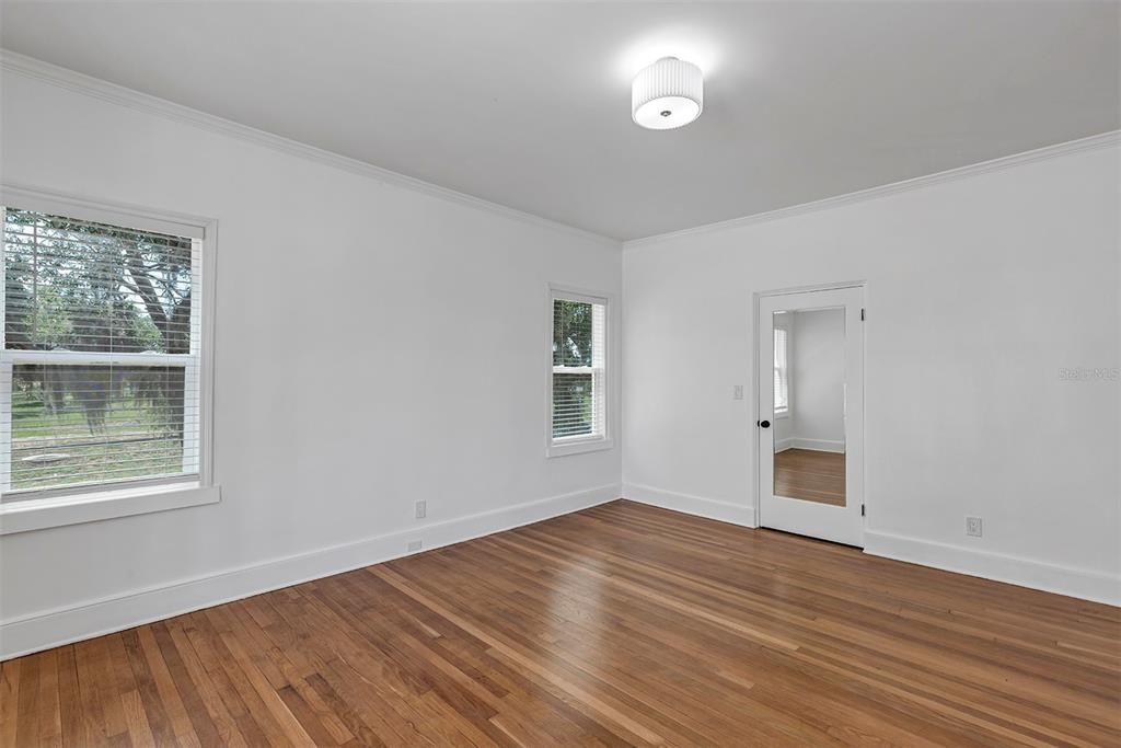 For Sale: $775,000 (4 beds, 4 baths, 3375 Square Feet)