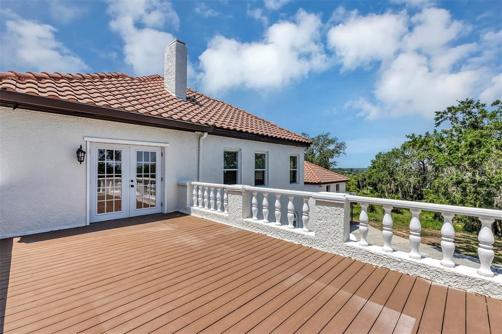 For Sale: $775,000 (4 beds, 4 baths, 3375 Square Feet)