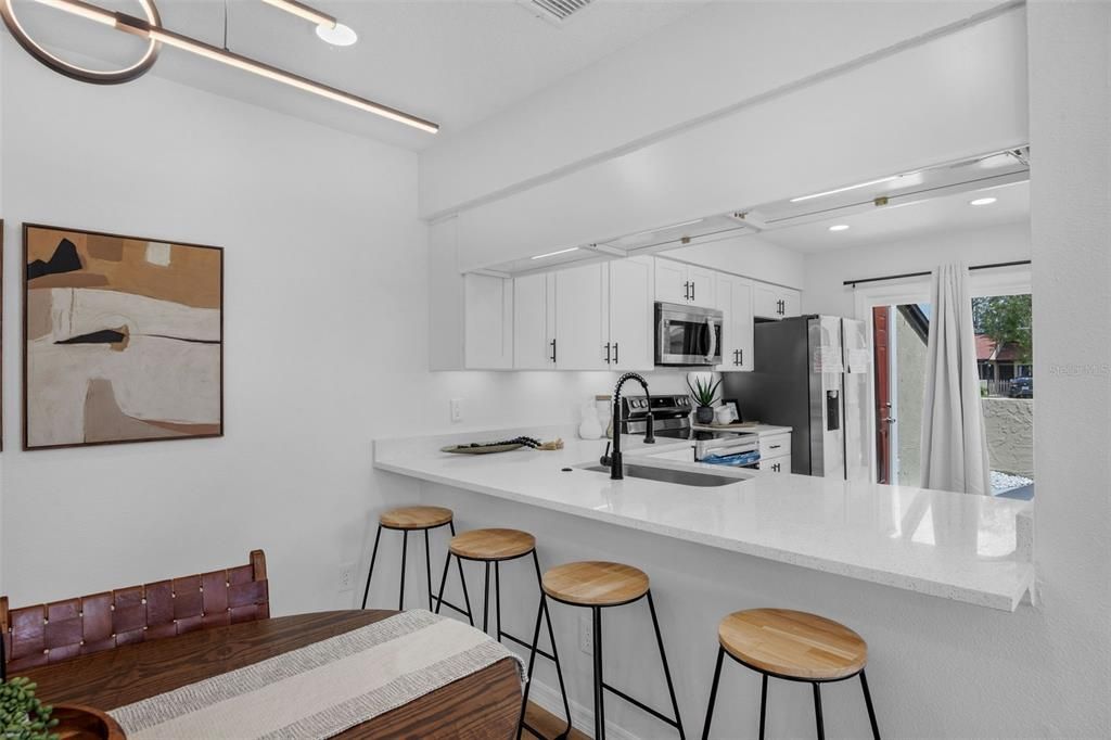 En Venta: $320,000 (3 camas, 2 baños, 1312 Pies cuadrados)