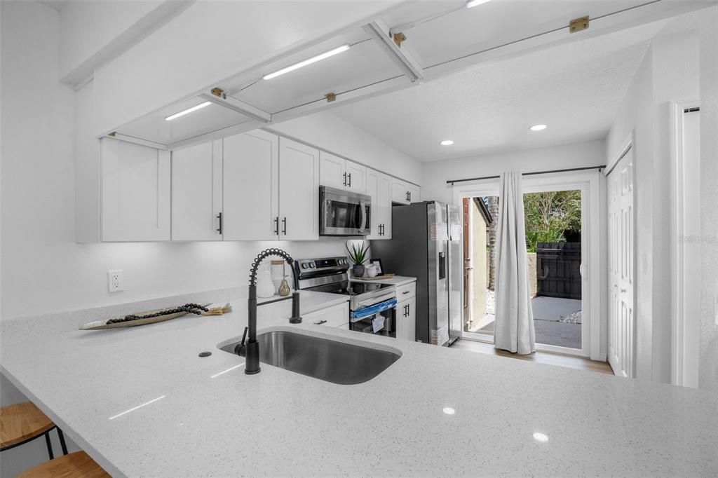 En Venta: $320,000 (3 camas, 2 baños, 1312 Pies cuadrados)