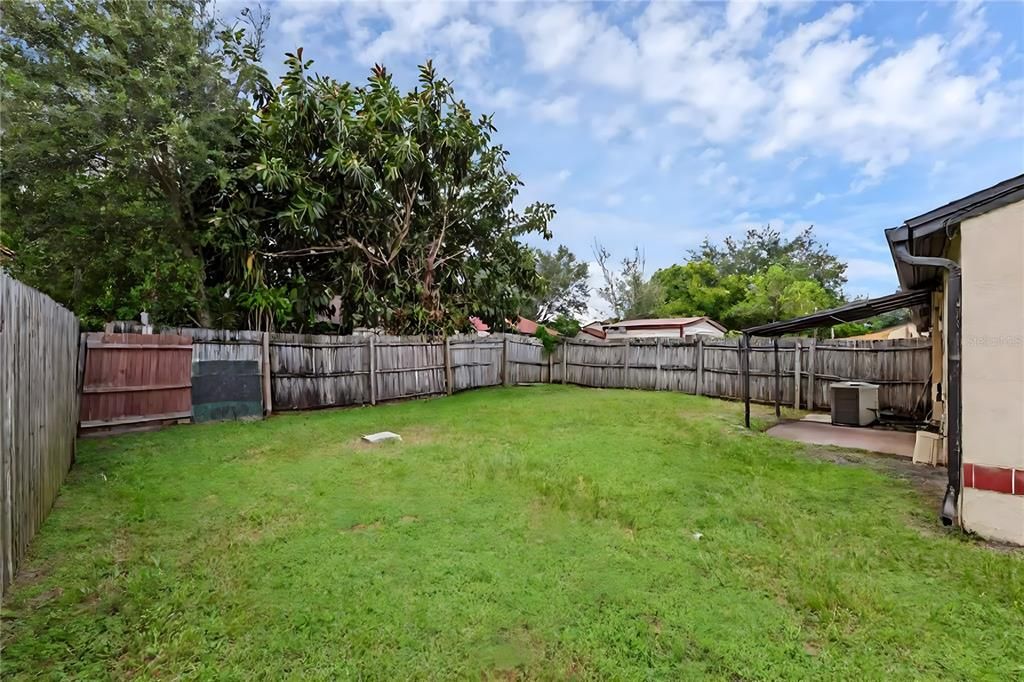 En Venta: $320,000 (3 camas, 2 baños, 1312 Pies cuadrados)