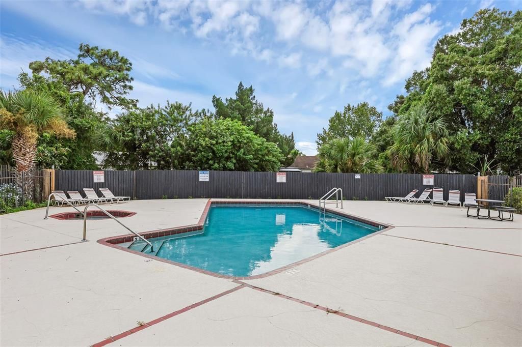 En Venta: $320,000 (3 camas, 2 baños, 1312 Pies cuadrados)