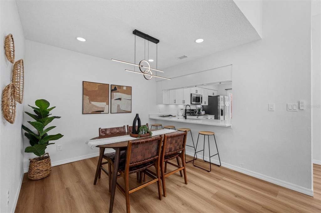 En Venta: $320,000 (3 camas, 2 baños, 1312 Pies cuadrados)