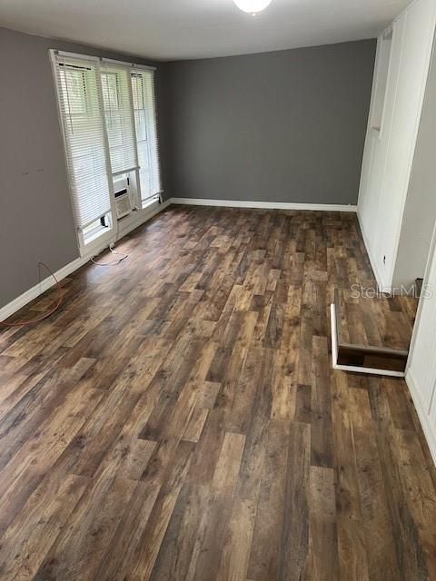 待售: $199,000 (3 贝兹, 2 浴室, 960 平方英尺)