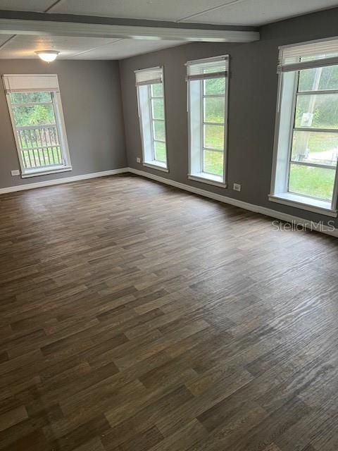 待售: $199,000 (3 贝兹, 2 浴室, 960 平方英尺)