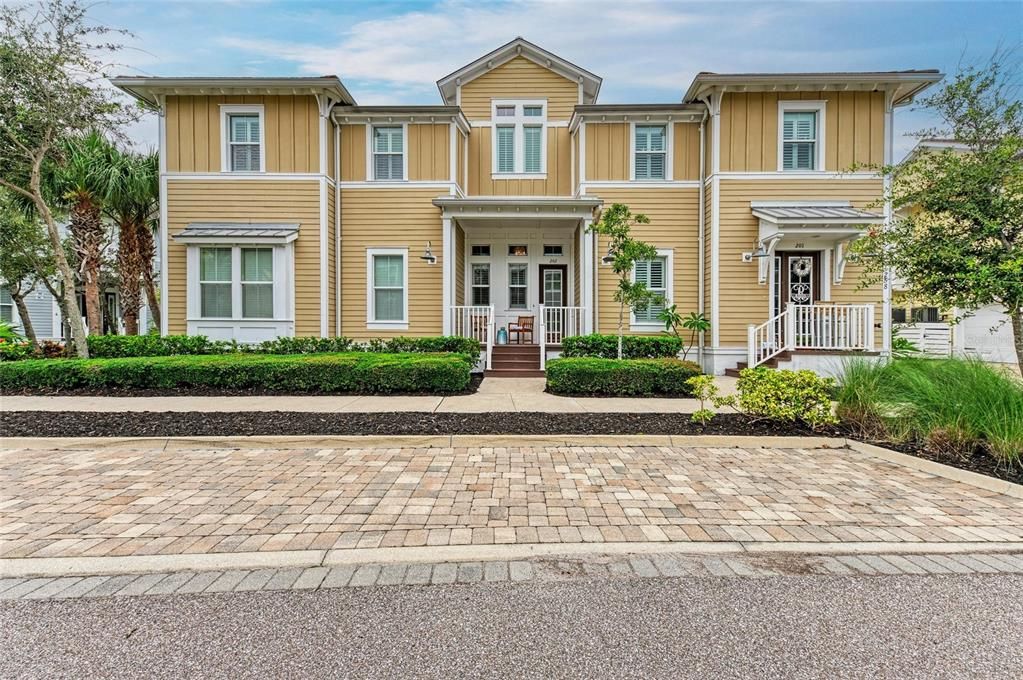 待售: $1,250,000 (3 贝兹, 2 浴室, 2072 平方英尺)