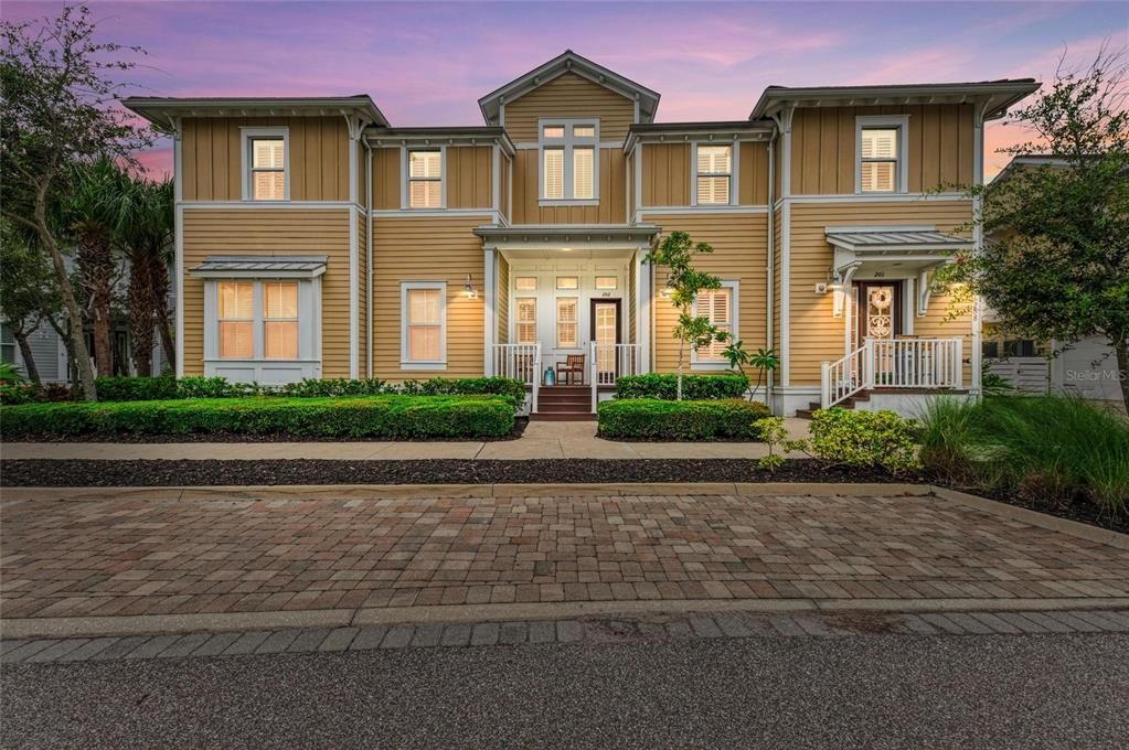 待售: $1,250,000 (3 贝兹, 2 浴室, 2072 平方英尺)